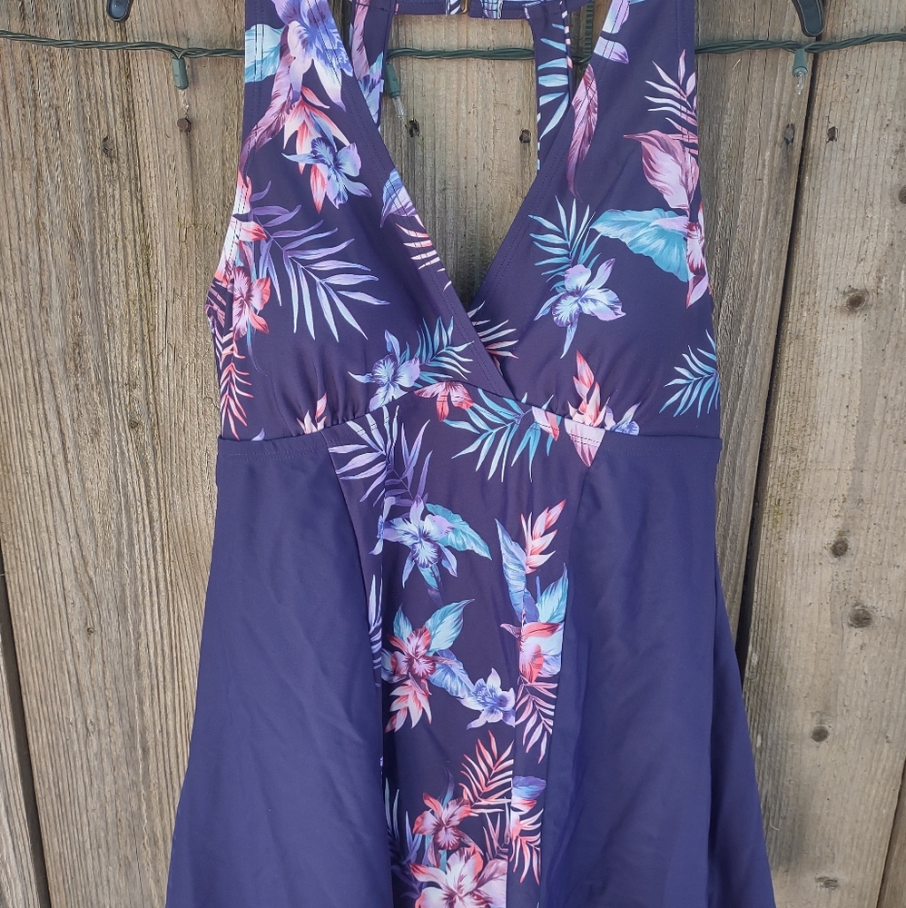 NWT Island Escape H-Back Swimdress size 16W